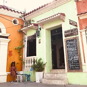Casa Mama Waldy New Colombia